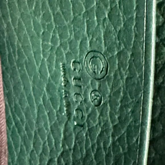 🤩SOLD🤩 Gucci Wallet on Chain - Picture 8 of 10